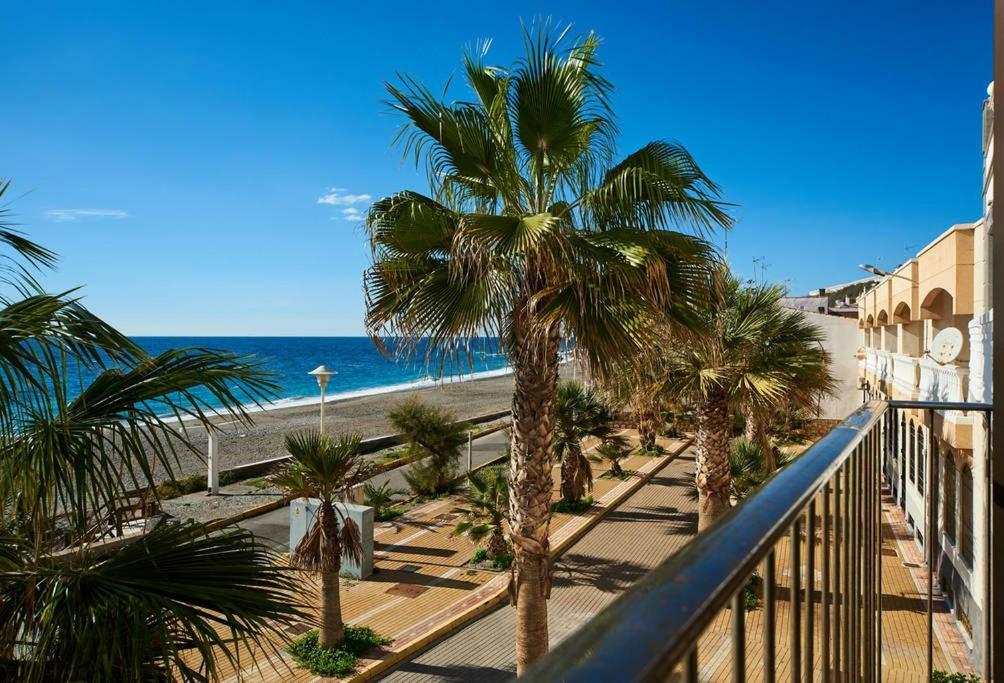 Casa De Sueno En La Playa Adra Exterior foto